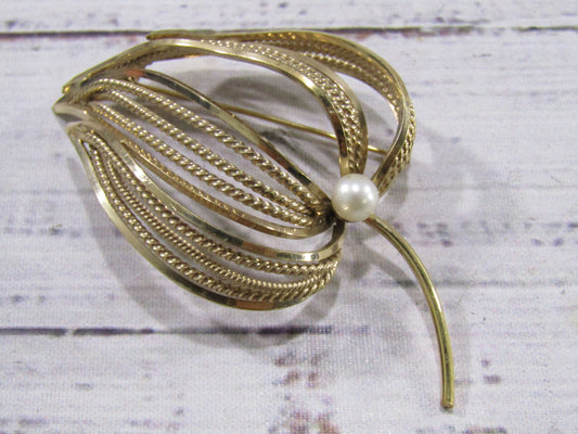 Vintage Wells Gold Filled Faux Pearl Leaf Brooch Pin