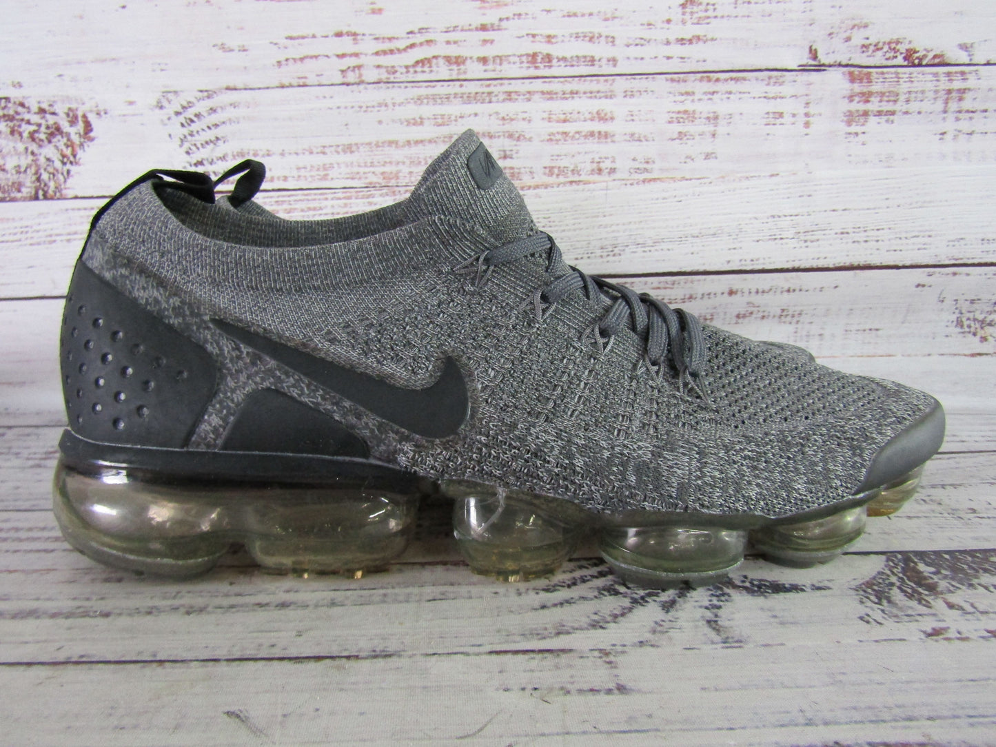 Nike Air Vapormax Flyknit 2 Wolf Grey Mens Gray Knit Sneakers Size 11 942842-002