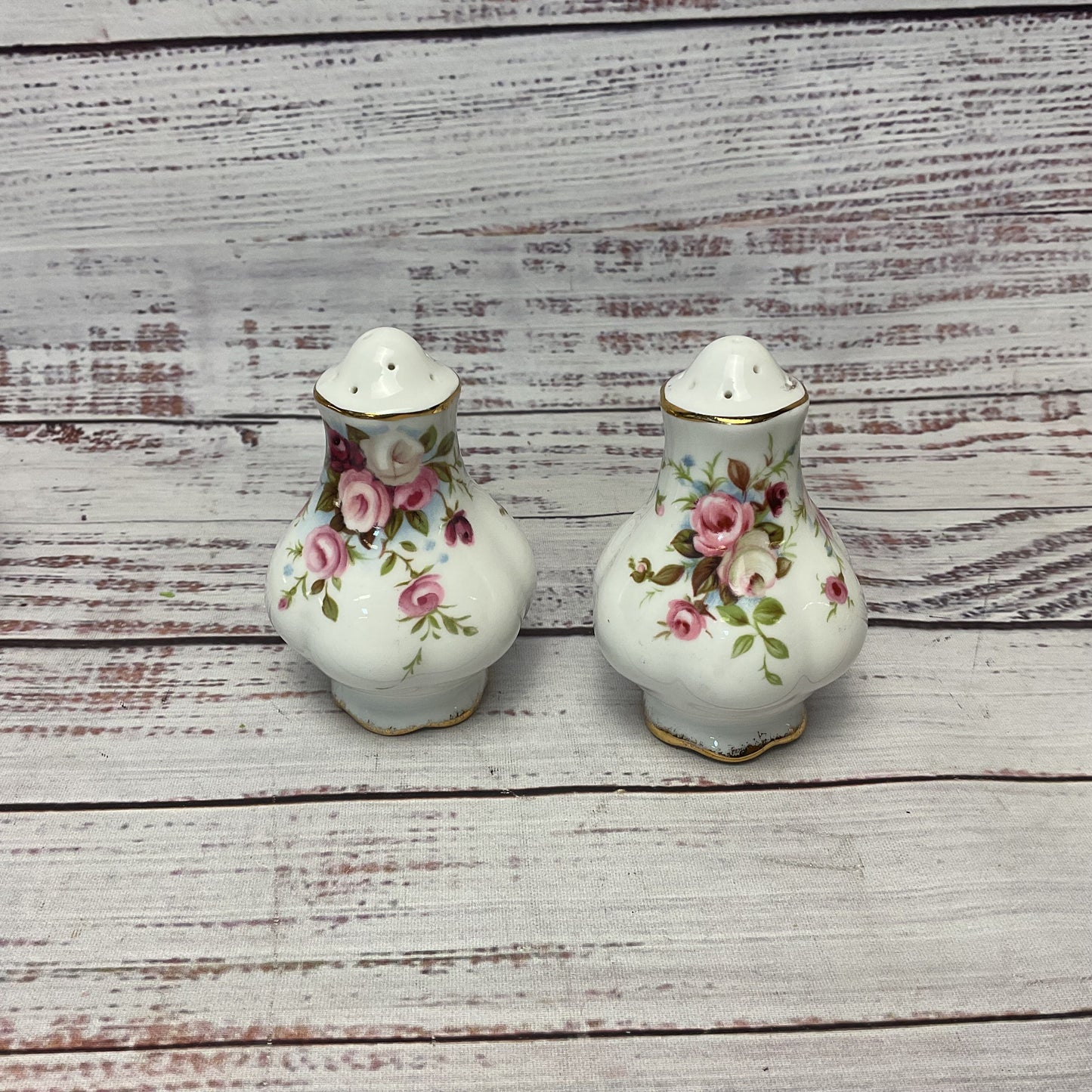Royal Albert Cottage Garden Pattern Ceramic Salt & Pepper Shakers