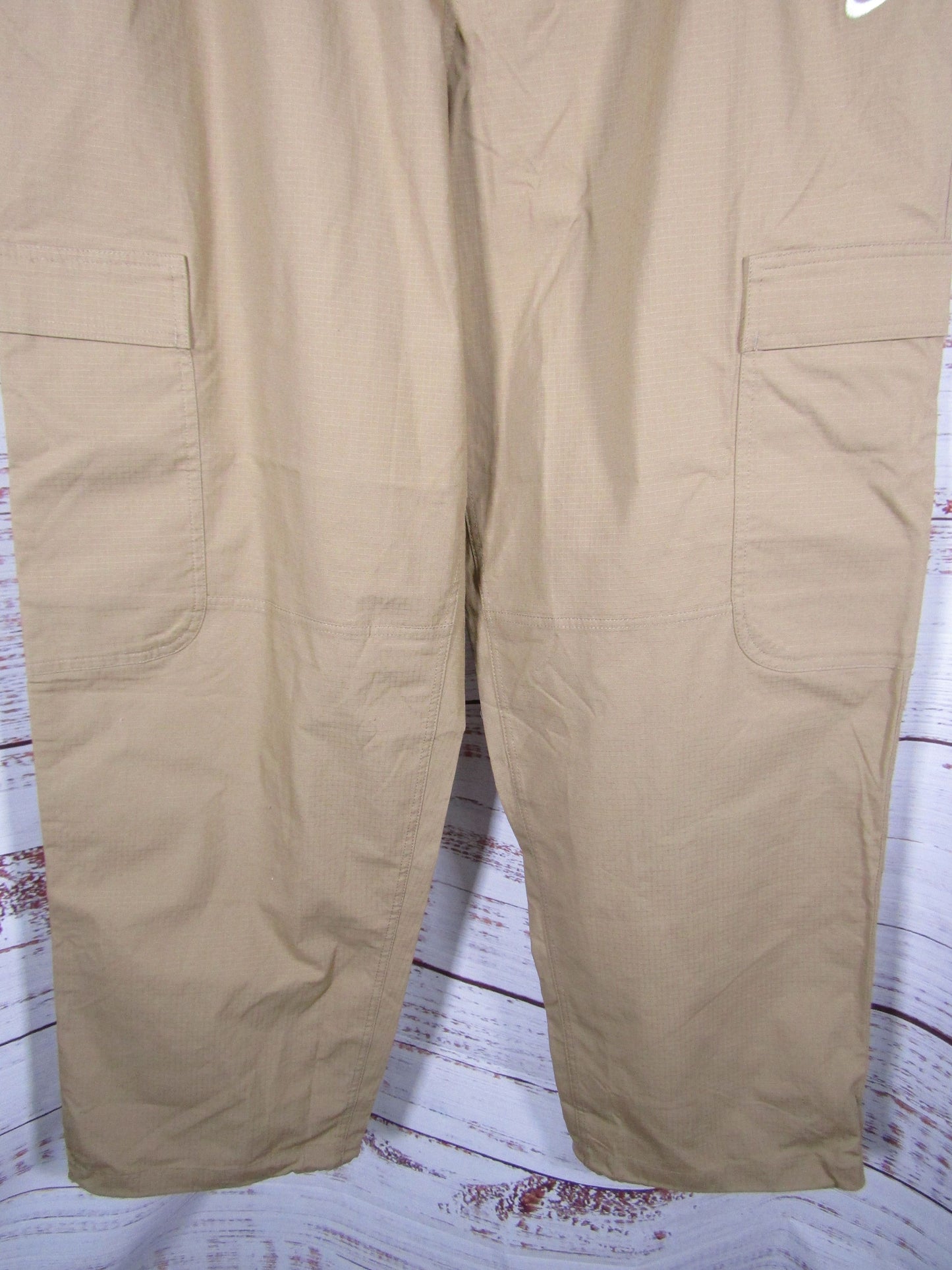 Nike Sportswear Club Men's Parachute Beige Woven Cargo Pants Size XL HV1433-297