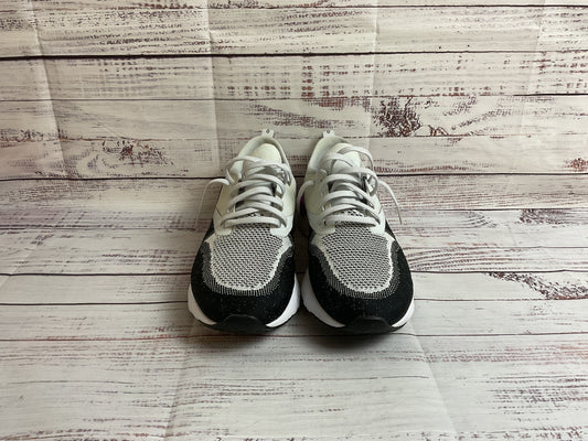 Nike Odyssey React 2 Flyknit White Athletic Shoe Men 10.5