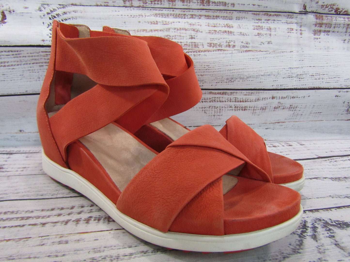 Eileen Fisher Tanelo Women's Orange Suede Sandals Size 7