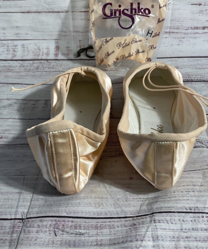 Grishko 2007 Pointe Size 7 XXXX H Made in Russia Ballet Shoes