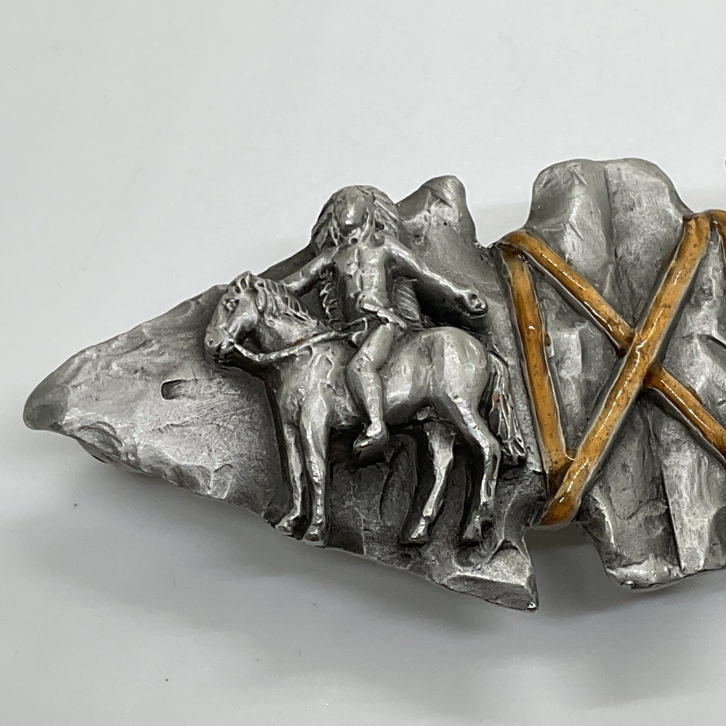 VTG. Native American Double Arrow Indians On Horses 1.75" Belt Buckle- 4" Long