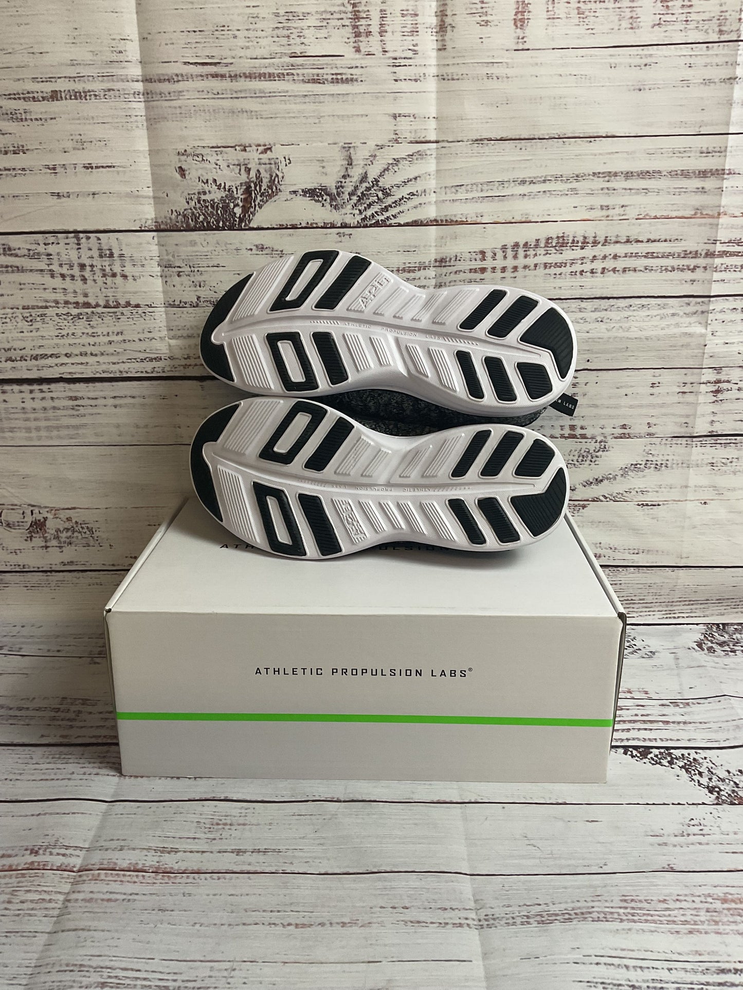 APL Techloom Phantom Black/White Sneaker Women's 6