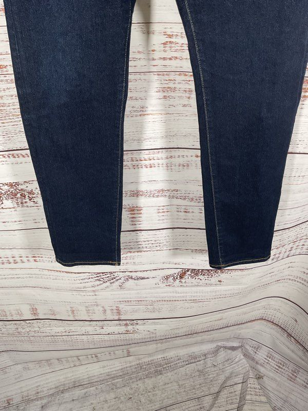 Todd Snyder Men's Straight Fit Stretch 5 Pocket Jeans Size 30x32 Denim Blue