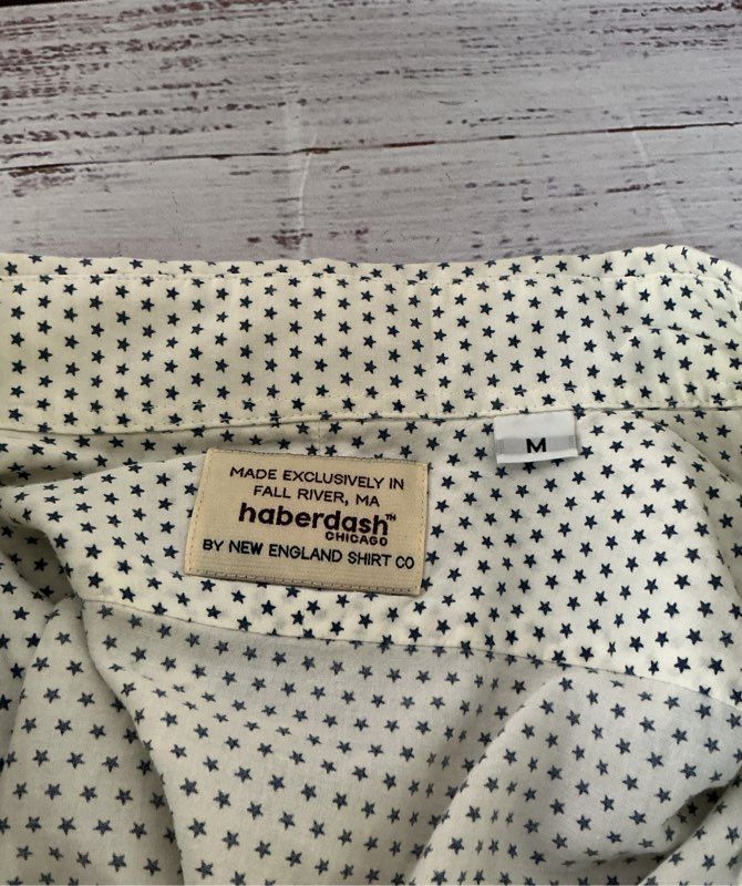 Men's New England Shirt Co White & Blue Star Print BU Shirt Size M Retail $178