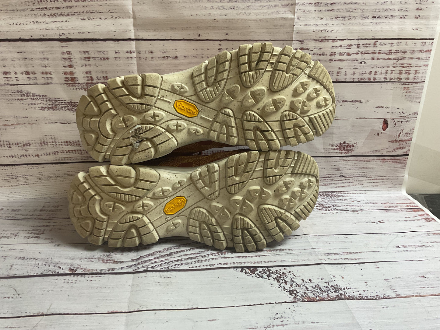 Merrell Moab 3 Coral Sneaker Athletic Shoe Women 9