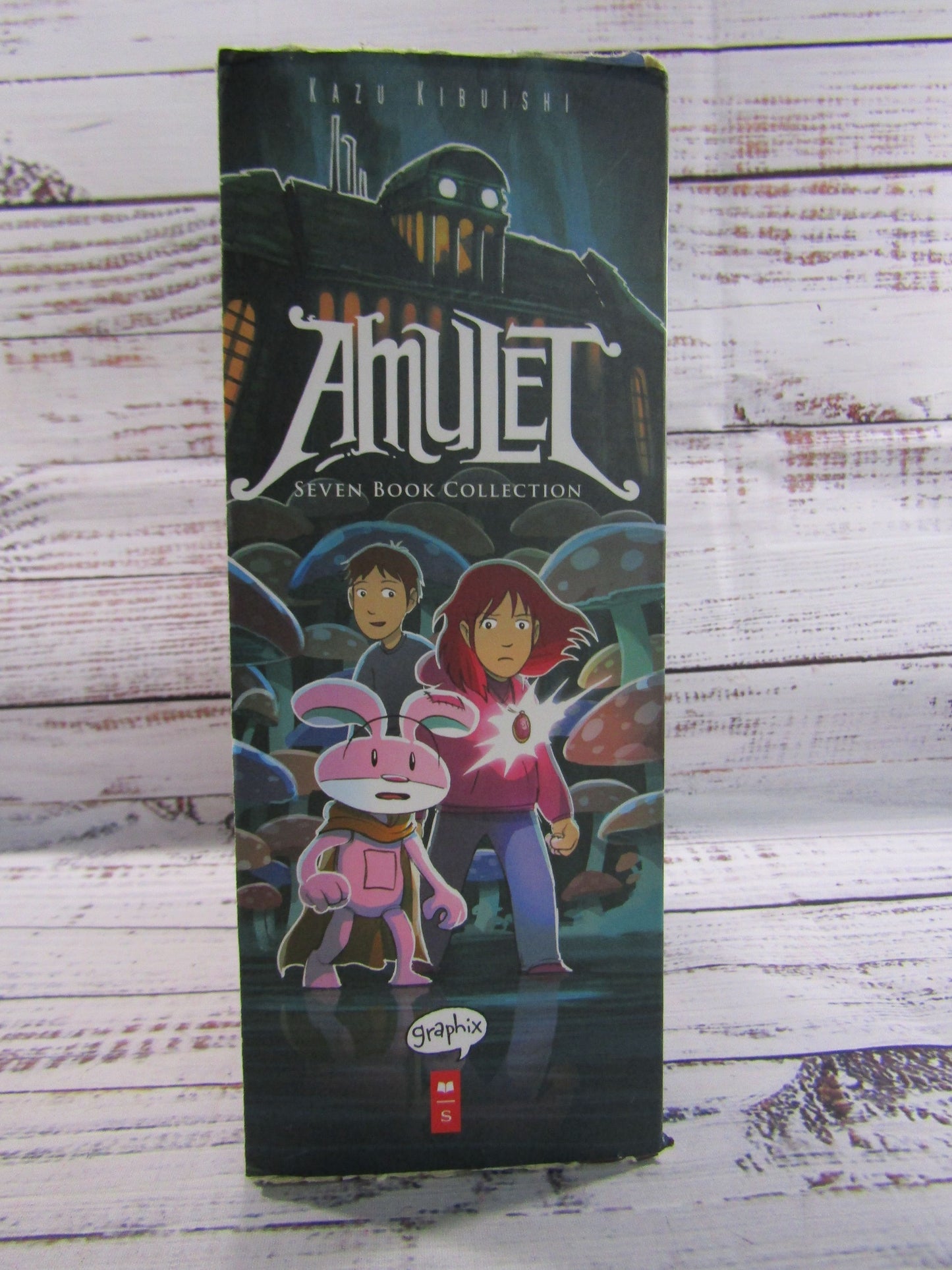 Kazu Kibuishi Amulet Seven Book Collection