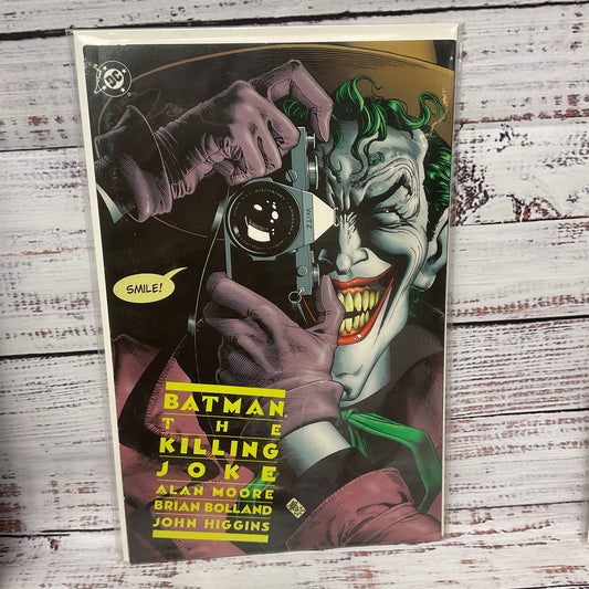 Batman: The Killing Joke DC Comics 1988 13th Printing Yellow Logo Graphic Novel