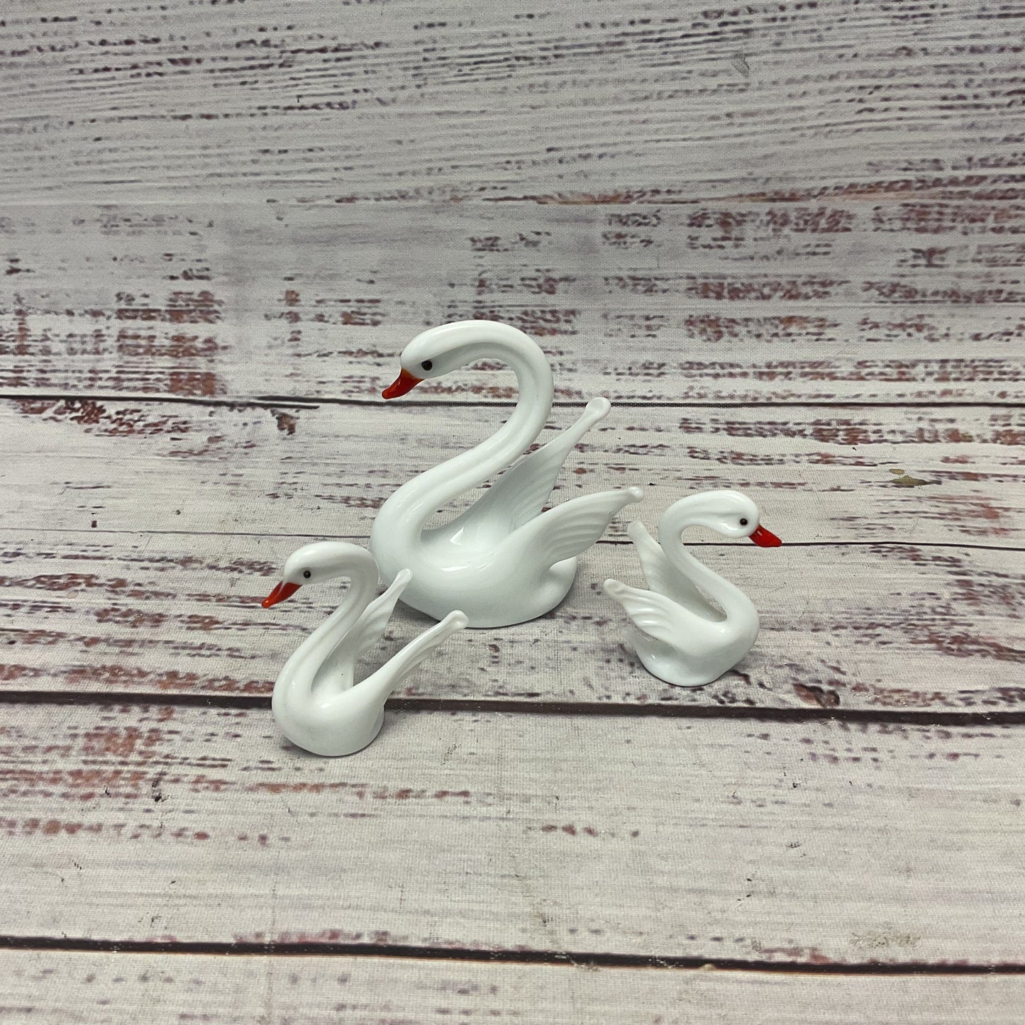 Murano White Hand Made Glass Swan Set Of 3miniature Figures