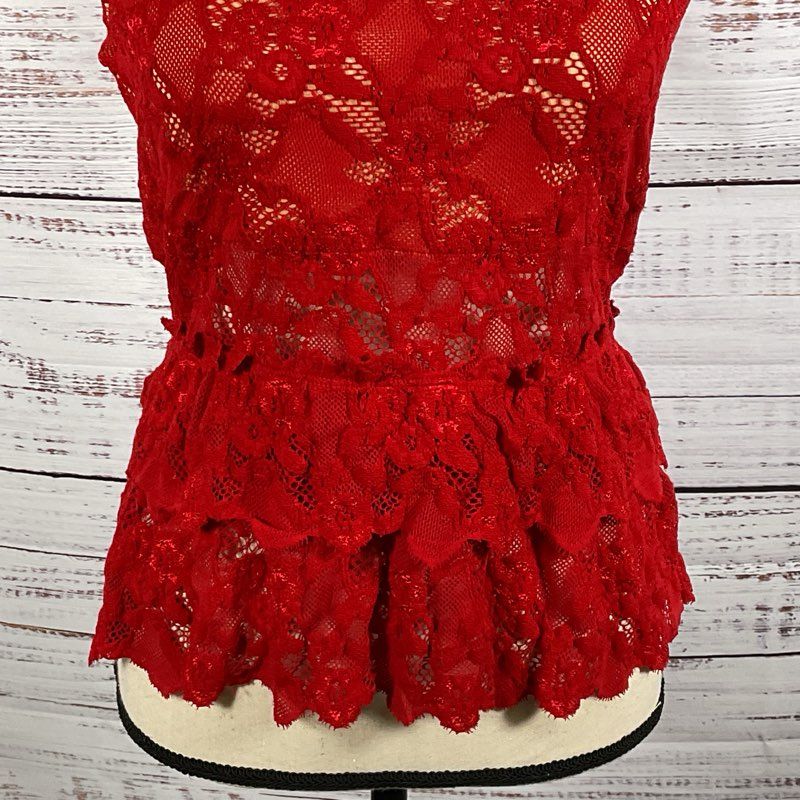 NWT ANTHROPOLOGIE NIGHTCAP Women's Red Lace Turtleneck Sleeveless Blouse- SZ 4