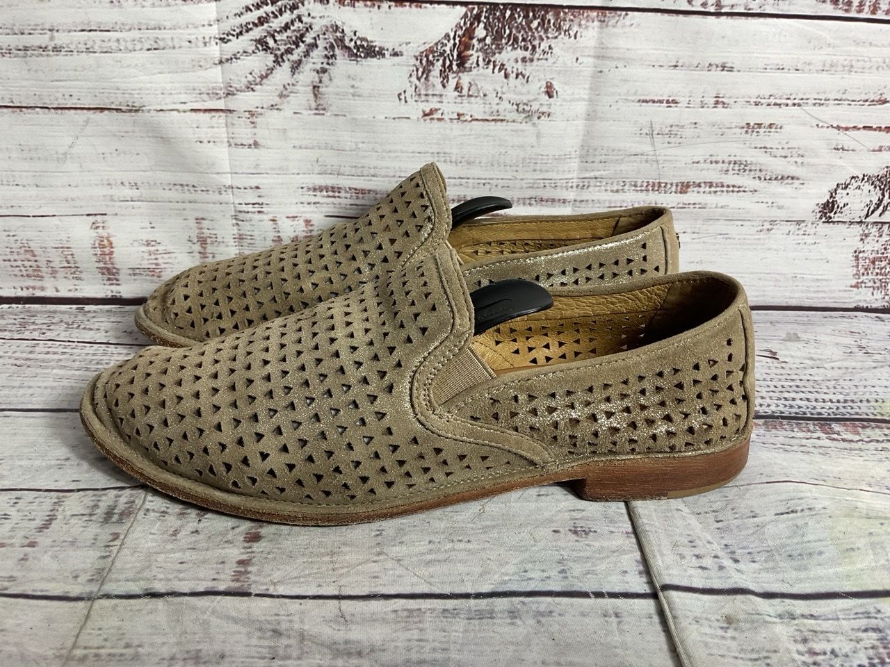 Trask Suede Leather Ali Perforated Loafers Beige 7.5
