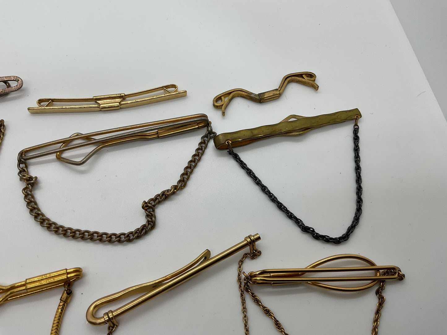 VTG. 9 Pieces of Tie/Collar Clips