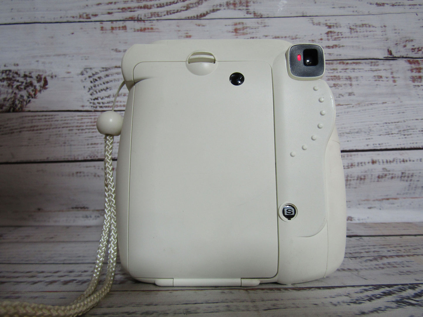 FujiFilm Instax Mini 8 Instant Camera