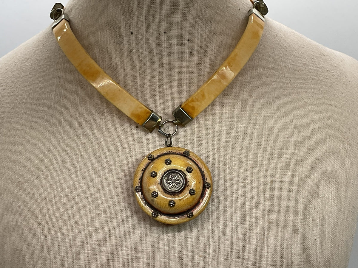 VTG. Sterling Silver Articulated Bone Choker & Round Pendant