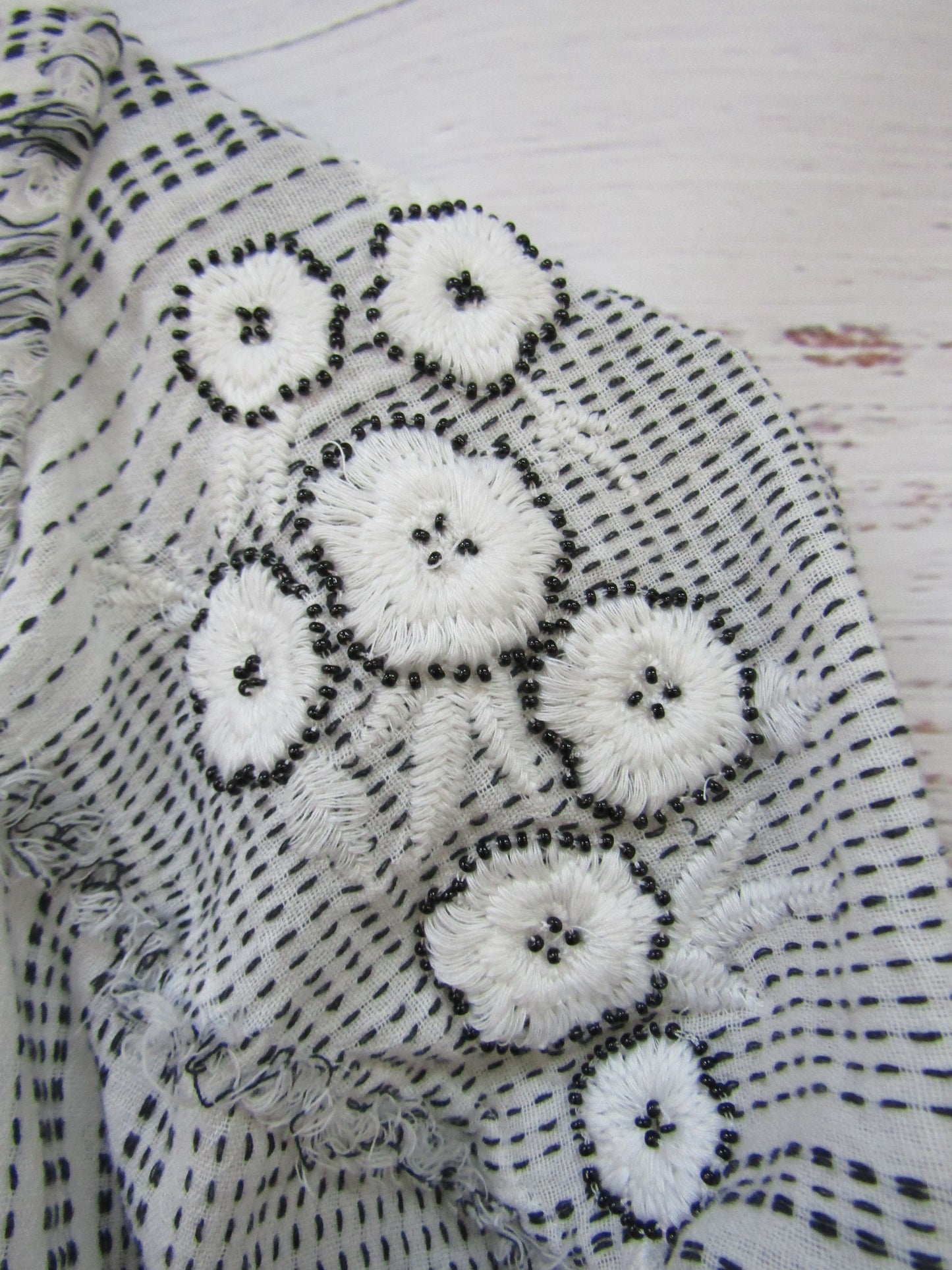 Johnny Was Jacque Women's White Embroidered Tunic Blouse Size XS R1051AS