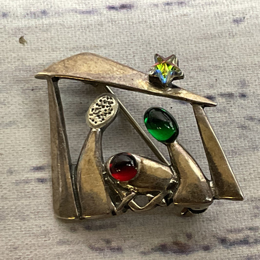 USA Sterling Silver & Rhinestone Nativity Brooch- 1.25" (MISSING STONE)
