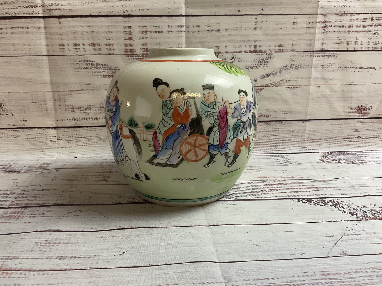 Chinese Field Scene Art Porcelain Pot Vase