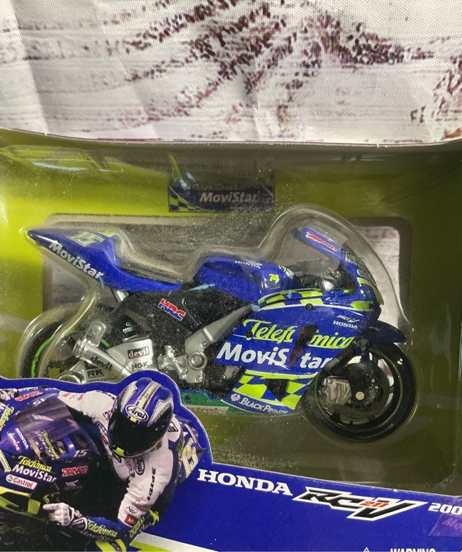 Maisto 1:18 Honda RCV 211 2004 Sete Gibernau Telefonica Movistar