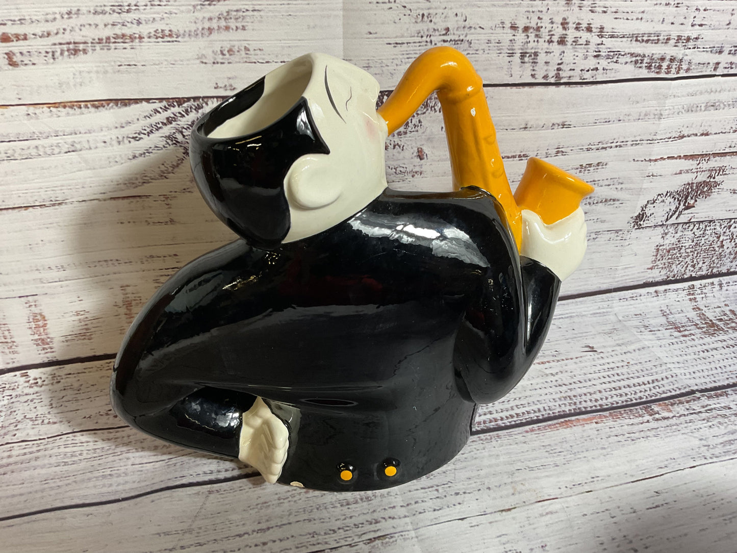 VTG 90' CLAY ART Jazz Series Tuxedo Saxophone Player Teapot- 8.5" x 11" **READ**