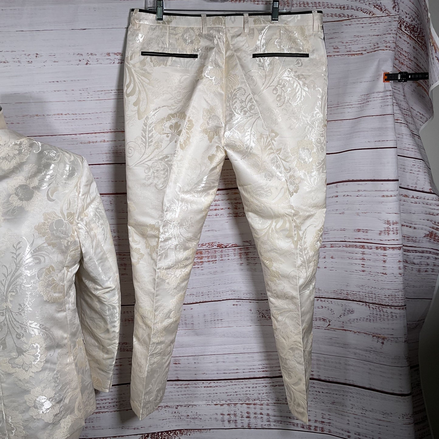 NWT PAISLEY & GRAY Men's Off White Paisley Slim Fit Tuxedo- SZ 42R & 36W Pants
