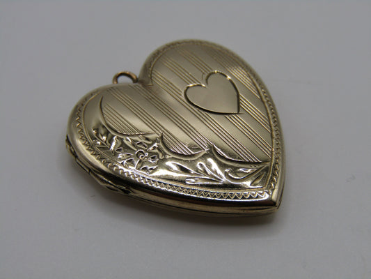 Vintage 10k Yellow Gold Floral Etched Heart Locket Pendant