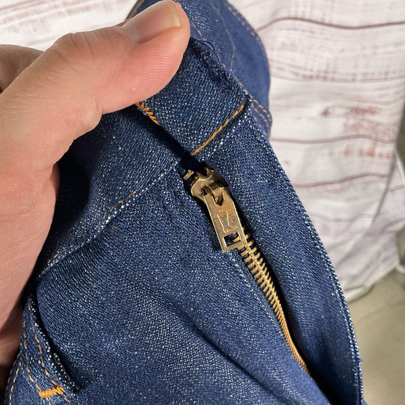 Vintage 80s Deadstock Wrangler Middleweight 12.25 oz Straight Leg Jeans 29x34