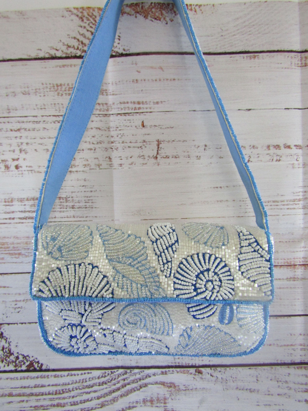 Anthropologie Fiona Icon Edition Women's Blue Beaded Clam Shells Shoulder Bag