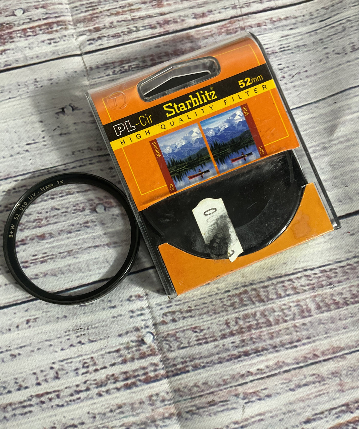 CANON Image Stabilizer EFS 18-55mm f3.5-5.6 IS Lens with 2 Len Hoods Filter Lens