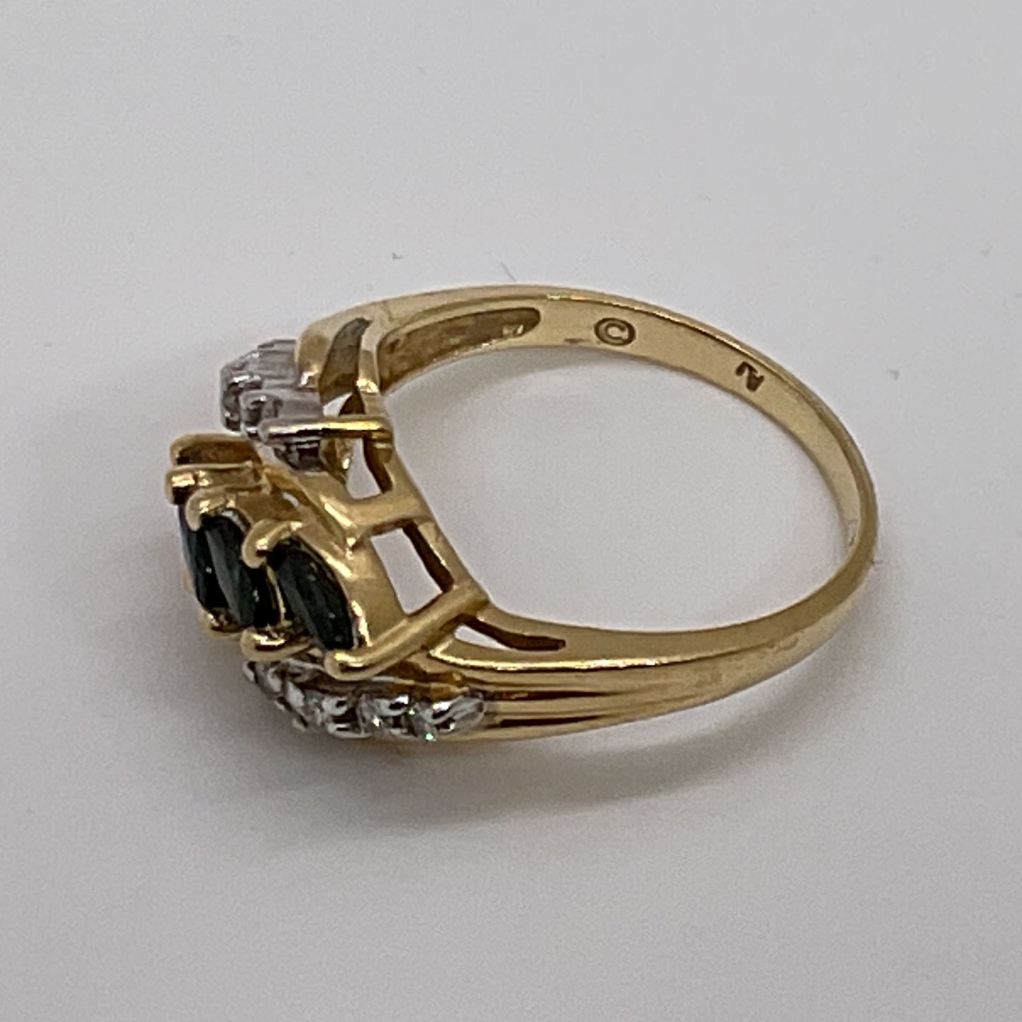 14K Yellow Gold Diamond & Sapphire SZ 6 Ring- 4.17g