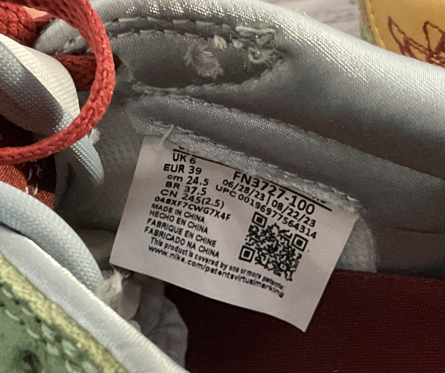 Nike Jordan Air Jordan 1 Low SE Year of the Dragon Sneakers Multicolor 6.5