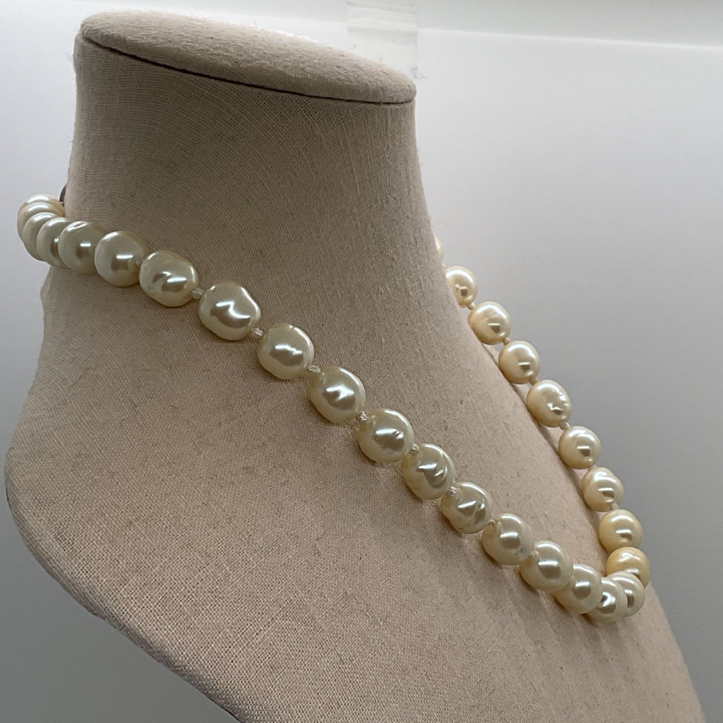 VTG. CAROLEE Sterling Silver & Faux Pearl Necklace- 17"