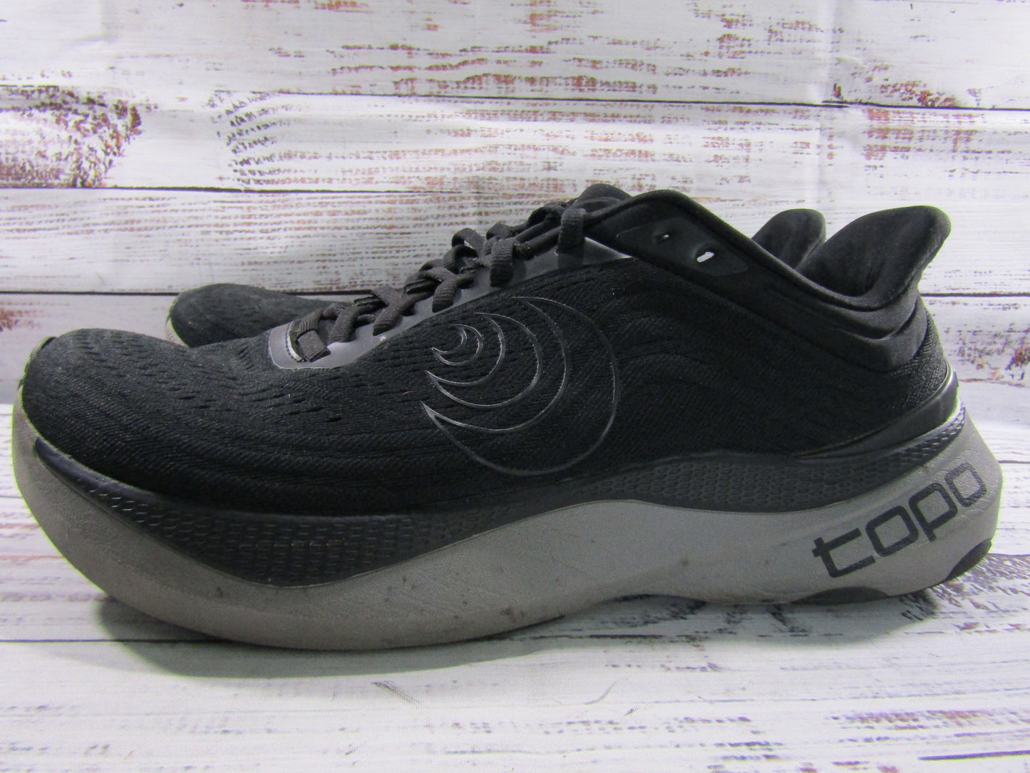 Topo Athletic Aura Men's Black Running Shoes Size 11.5