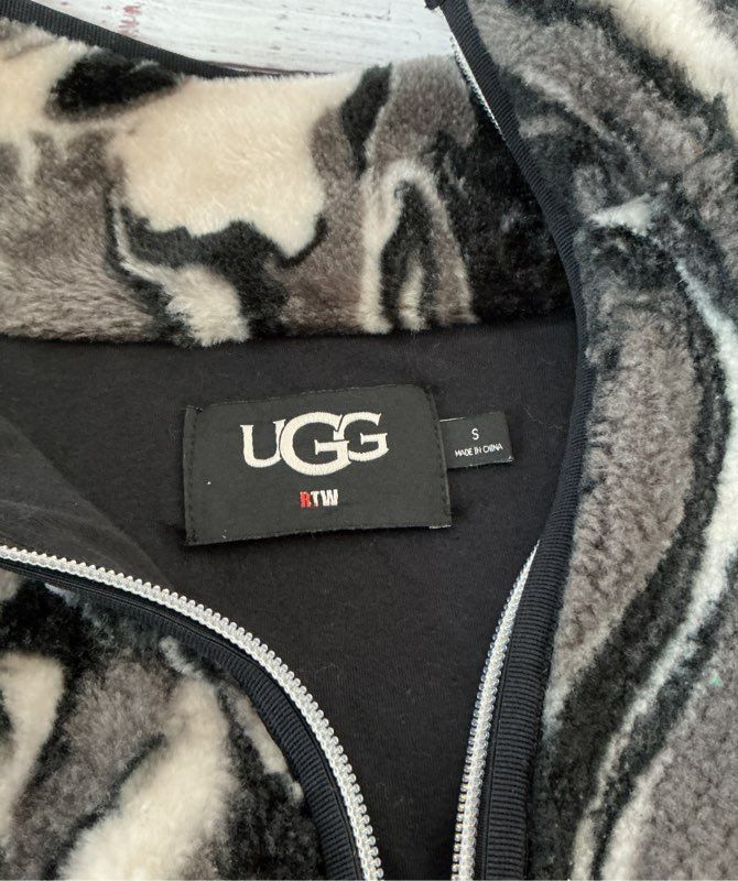 Women's UGG Marlene Quilted jacket w/ marbled fleece section Size S Retail $138