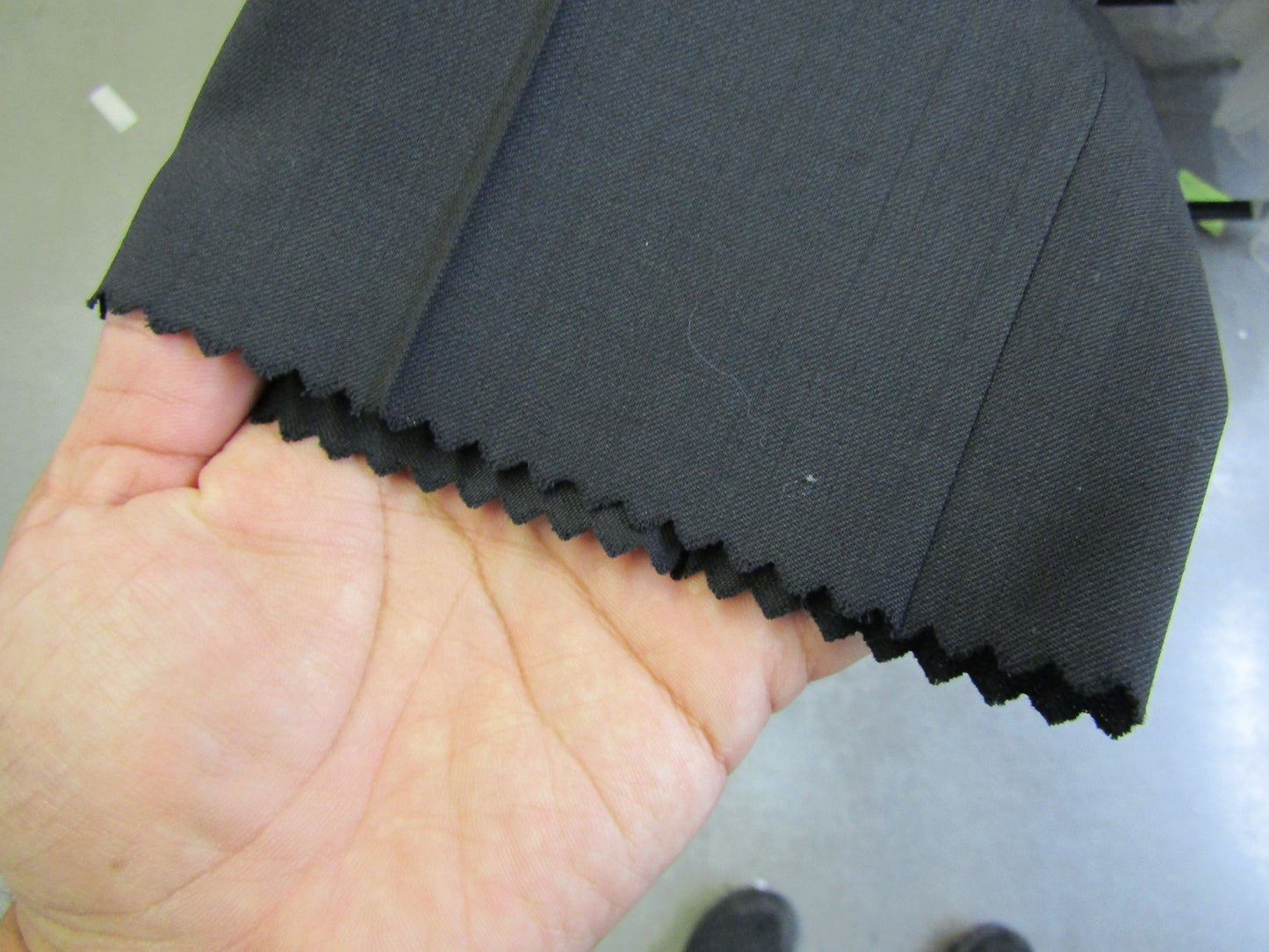 Hugo Boss Men's Black Wool Trouser Dress Pants Size 32 R UNHEMMED