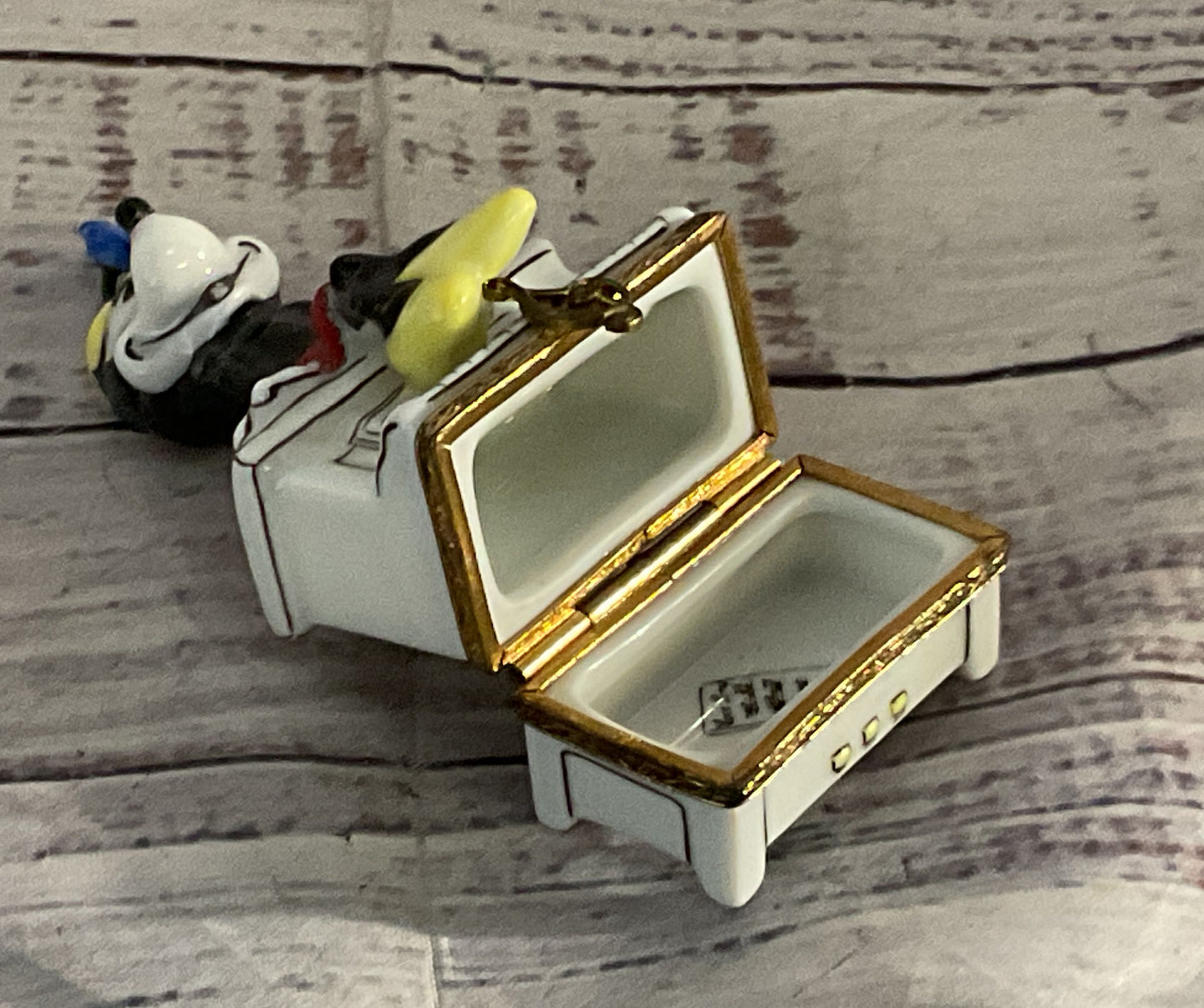 Limoges Disney Artoria Minnie Mouse on Piano Trinket Box Multicolor