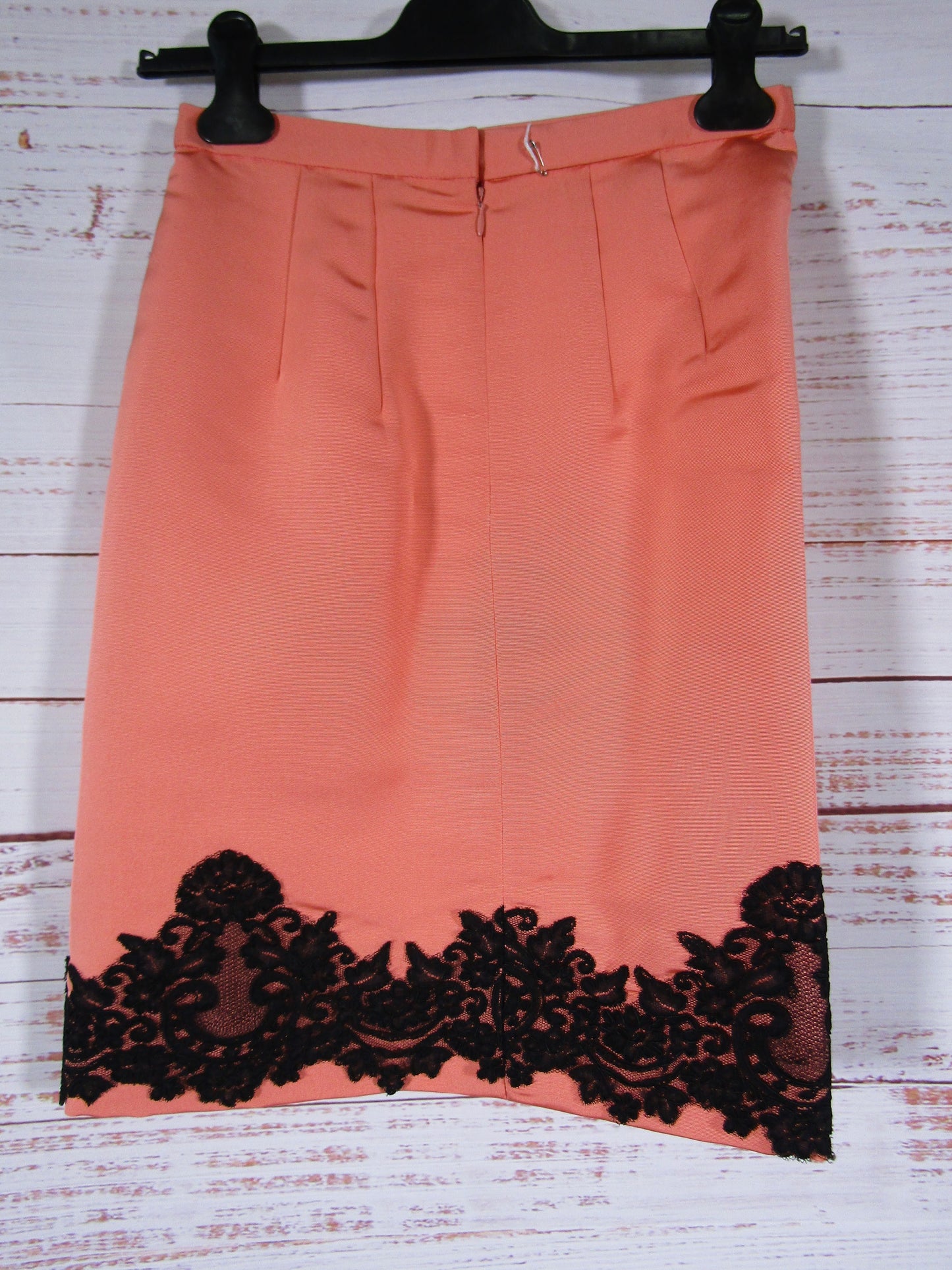Lucy De Castenou Women's Salmon Lace Trim Pencil Skirt Size 6