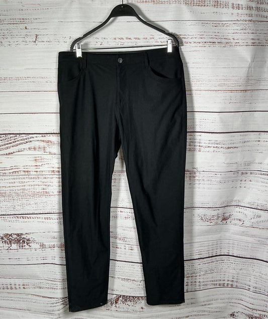Men's Vuori Black Meta Pants Size 36