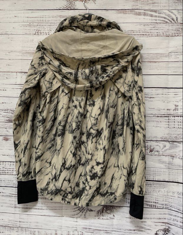Women's Lululemon Black/Beige Jacket w/hood Size XS/S