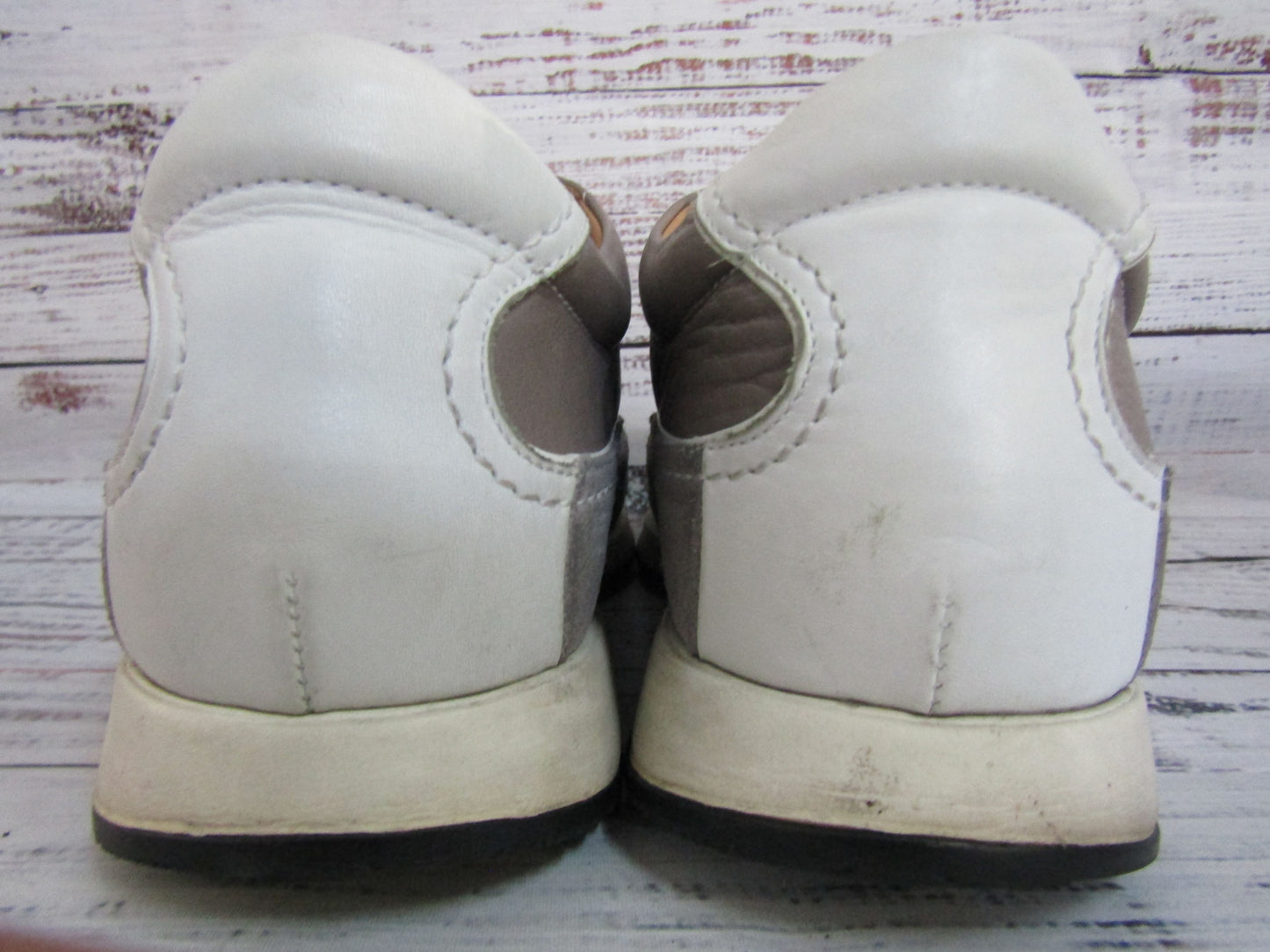Giorgio Armani Men's Gray Low Top Leather Sneaker Size 8 Made in Italy