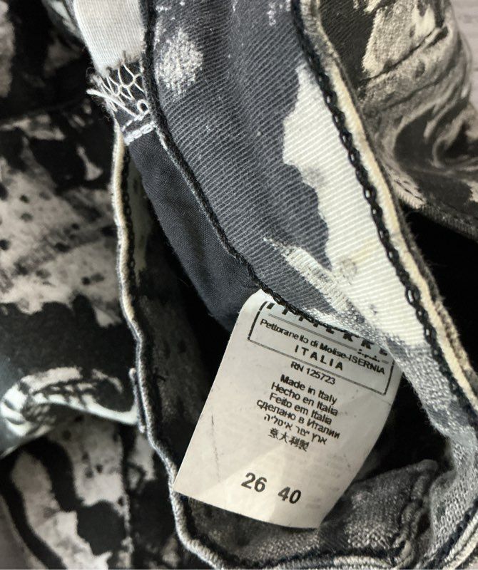Women's Just Cavalli Black and White Red Diamond Pants Size 26