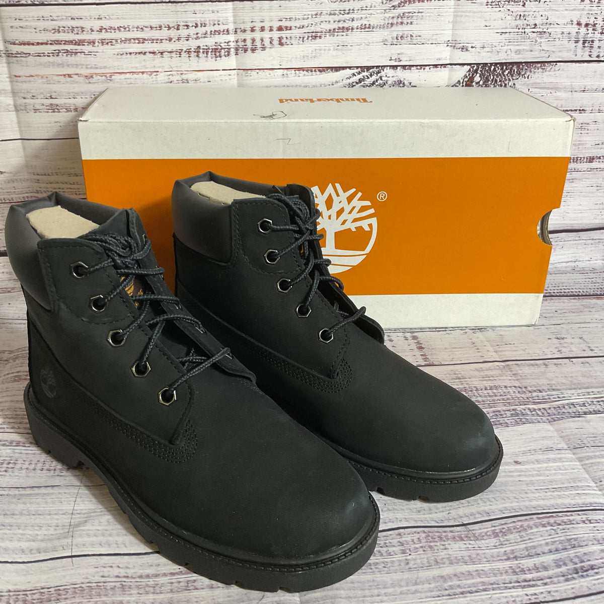 NWB TIMBERLAND Youth/Jeunes Unisex Black Classic Waterproof Boot- SZ 2