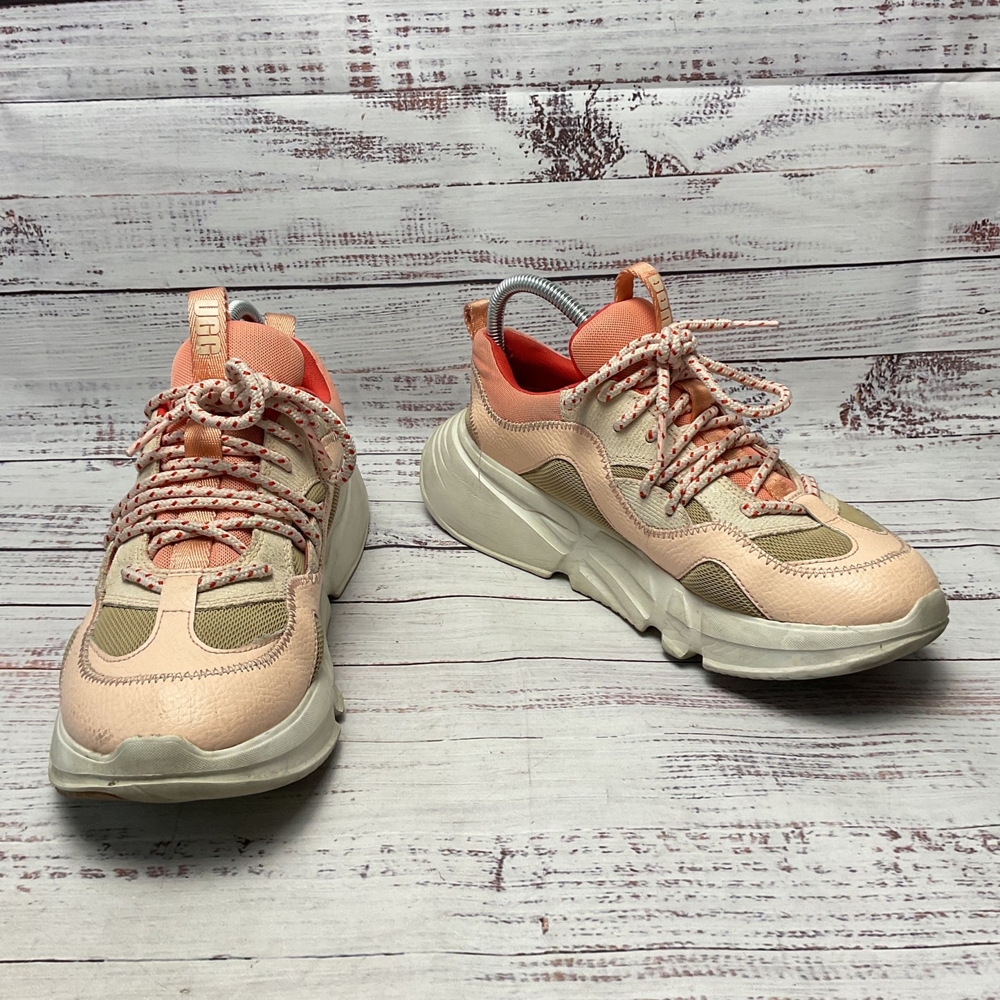 Ugg Calle Lace Sneaker Pink Leather Shoe Women Size 8