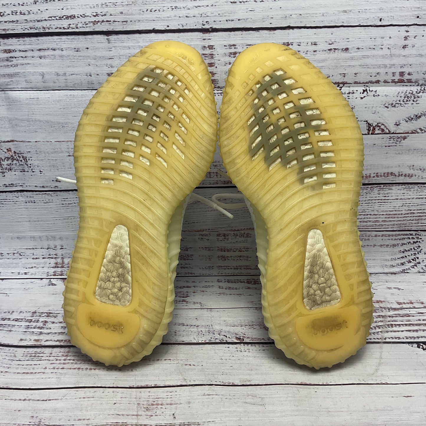 adidas Yeezy Boost 350 V2 Low Cream White Athletic Shoe Men Size 6