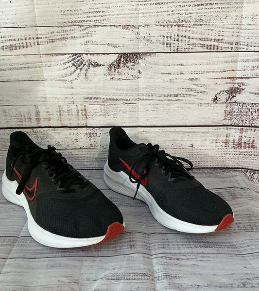 Men's Nike Downshifter 11 Bred Black W/red Sneakers Size 9.5
