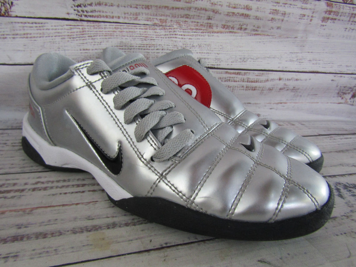 Nike Total 90 Men's Metallic Silver & Black Sneakers Size 5.5 HJ9351-002