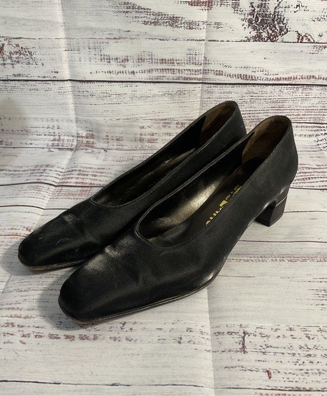 Women's' Salvatore Ferragamo Black Satin Slip-On Heels Size 9