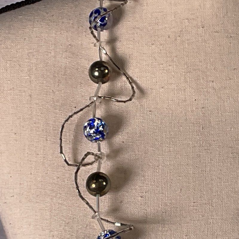 NWT HEARTSTRINGS Sterling Silver Clasp Glass Beaded Necklace- 32"