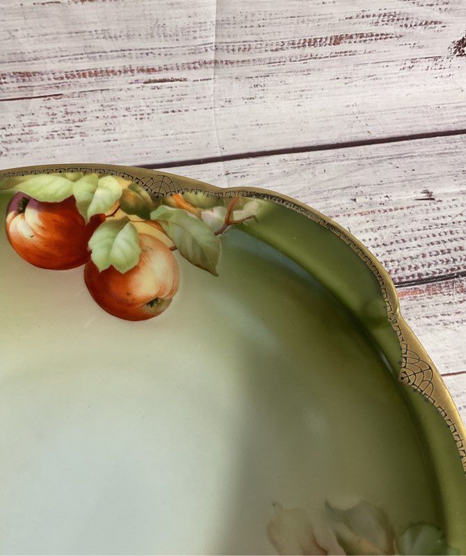 Vintage Thomas Sevres Bavaria Laragossa Hand Painted Apple Art Bowl